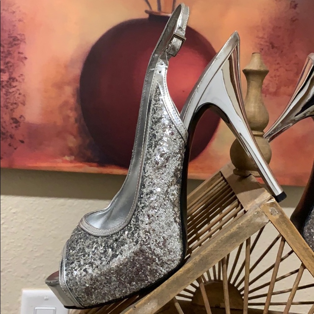 Guess open toe pump - Picture 3 of 5